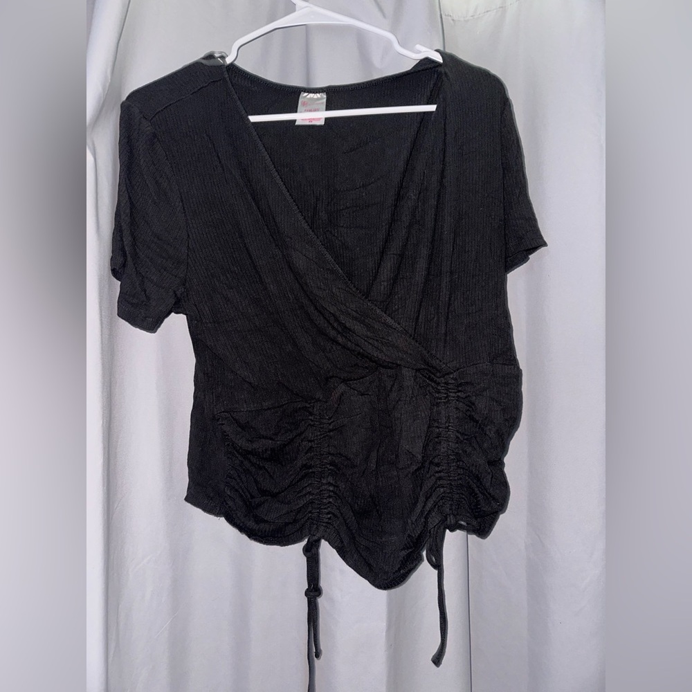 Black scrunch up shirt